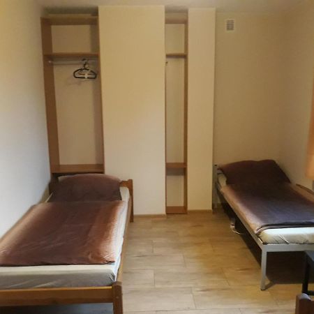Noclegi Pod Kasztanami Marki  Kültér fotó