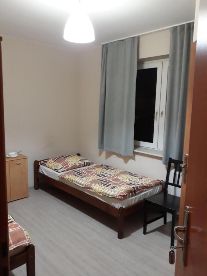 Noclegi Pod Kasztanami Marki  Kültér fotó