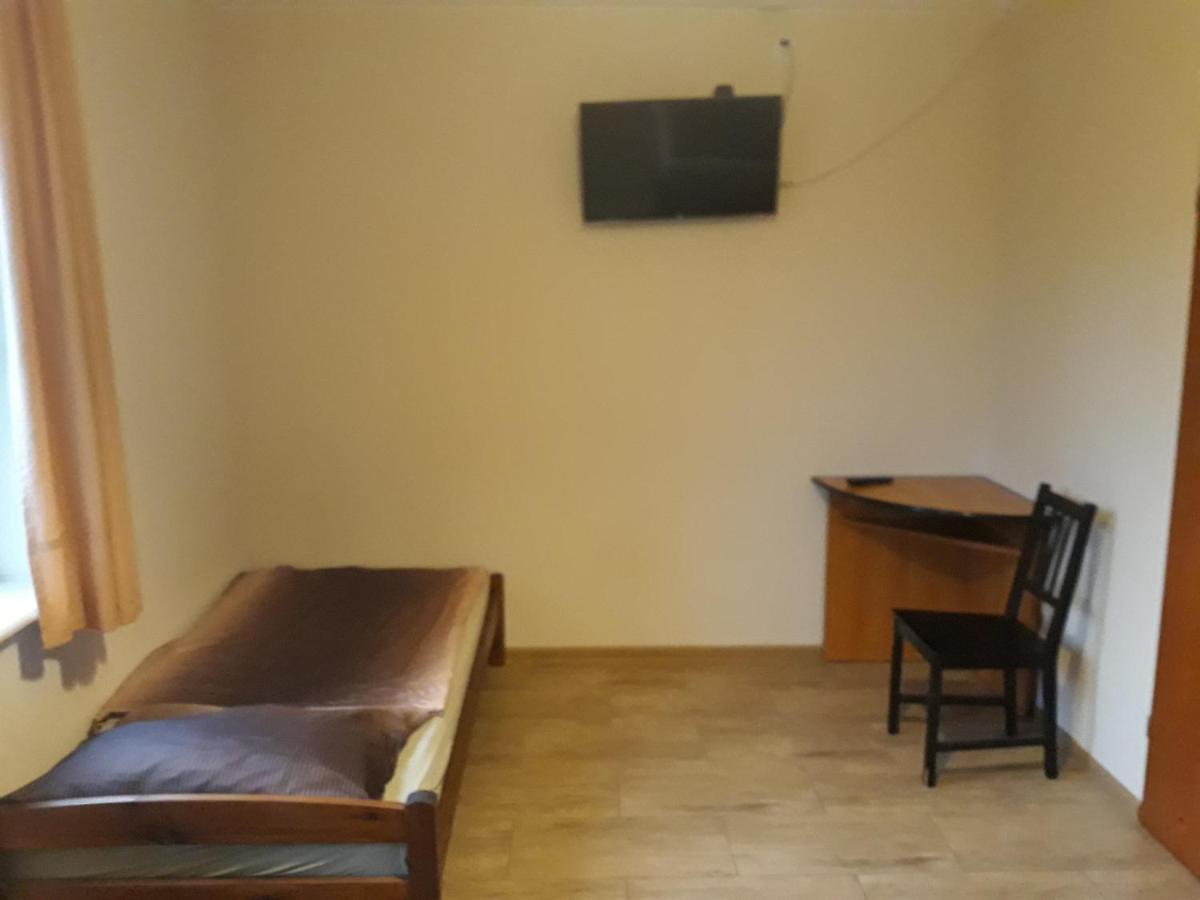 Noclegi Pod Kasztanami Marki  Kültér fotó